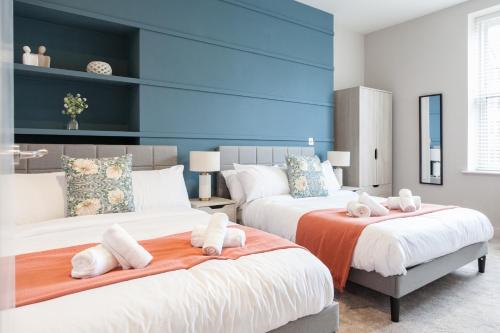 Central Leeds 2 Bedroom Apartment Walk to Station & Park Square — 4-Star Luxury Hotel in Leeds, United Kingdom