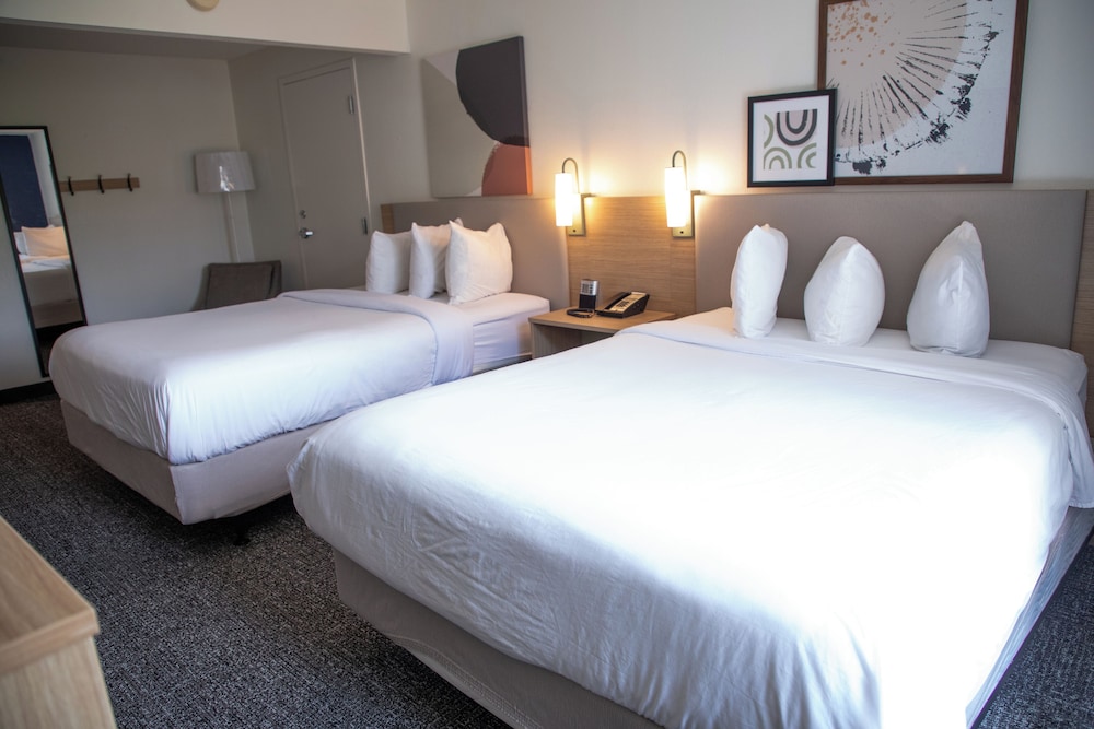 Spark by Hilton Mechanicsburg - photo 12