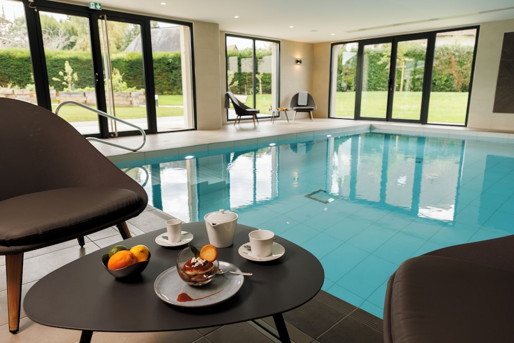 Les Boréales Appart hotel & Restaurant in Villers-Sur-Mer, France