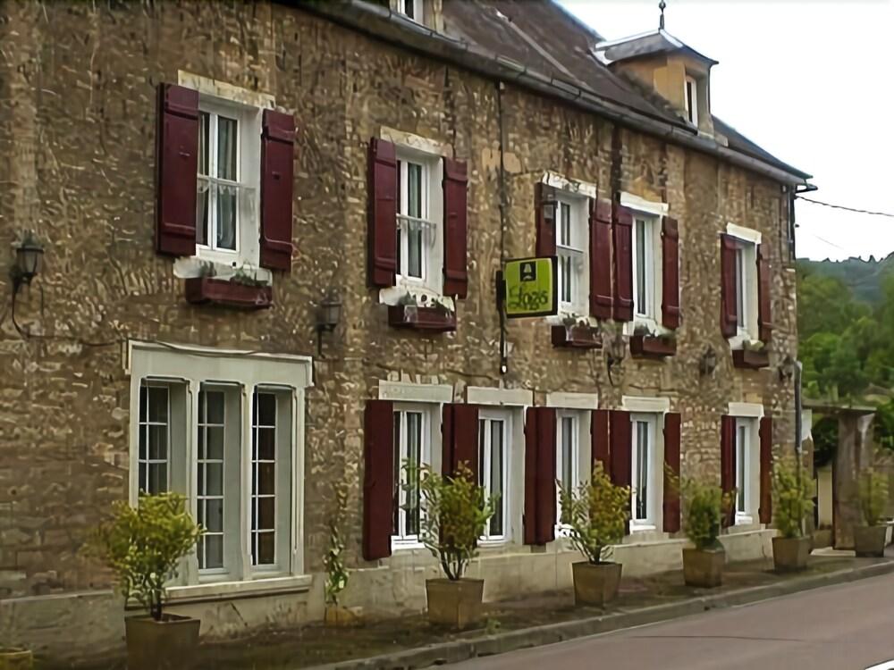 Auberge Le Voutenay in Auxerre, France