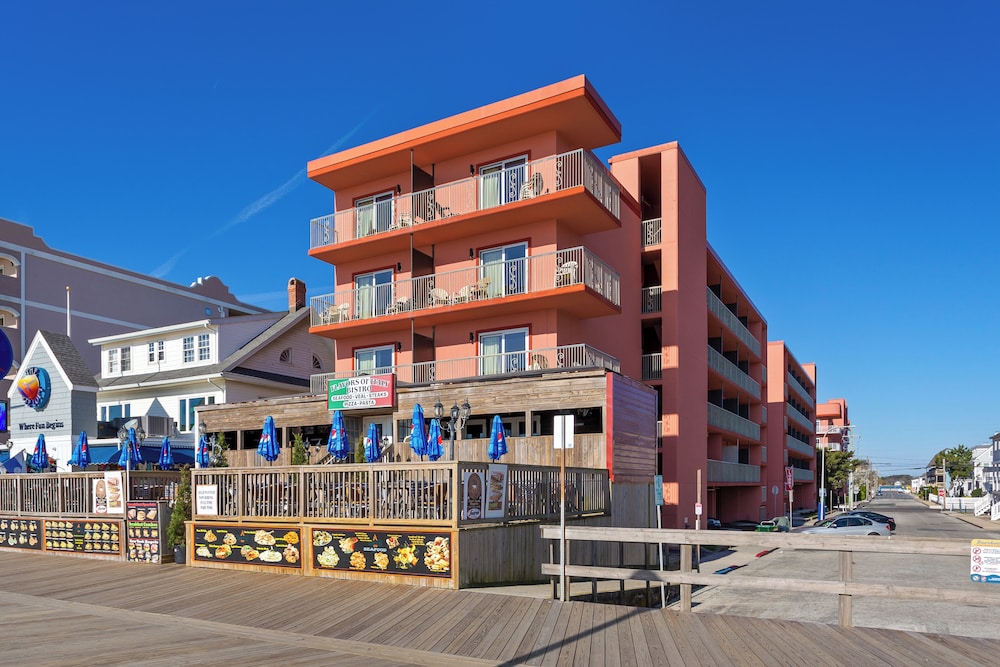 Americana Motor Inn Oceanfront - photo 26