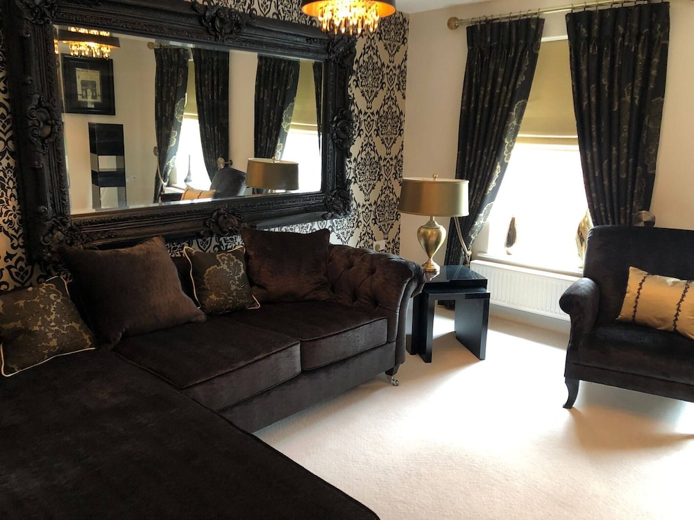 Cozy Sheffield Guest Room with Shared Facilities in Sheffield, United Kingdom