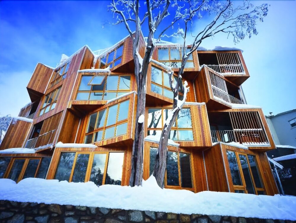 Tower Hill - carbon neutral hotel in Dromana