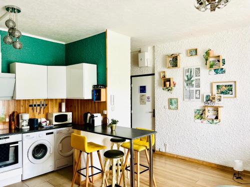 Ravissant T2 Proche Centre Ville Et Jard in Chalons-En-Champagne, France