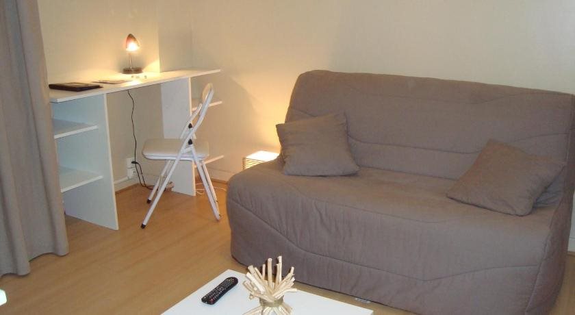 Apparthotel Tudor in Calais, France