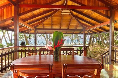 Pieza Paraíso - carbon neutral hotel in Unknown City