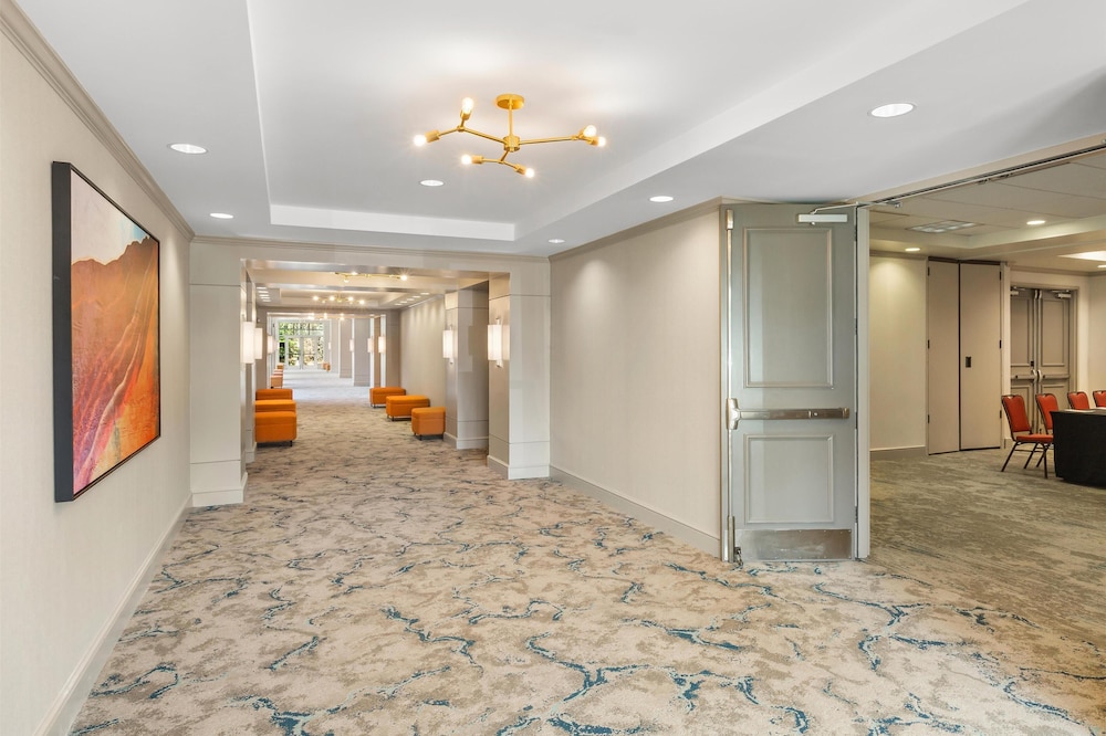 Hilton Garden Inn Atlanta Airport North - photo 31