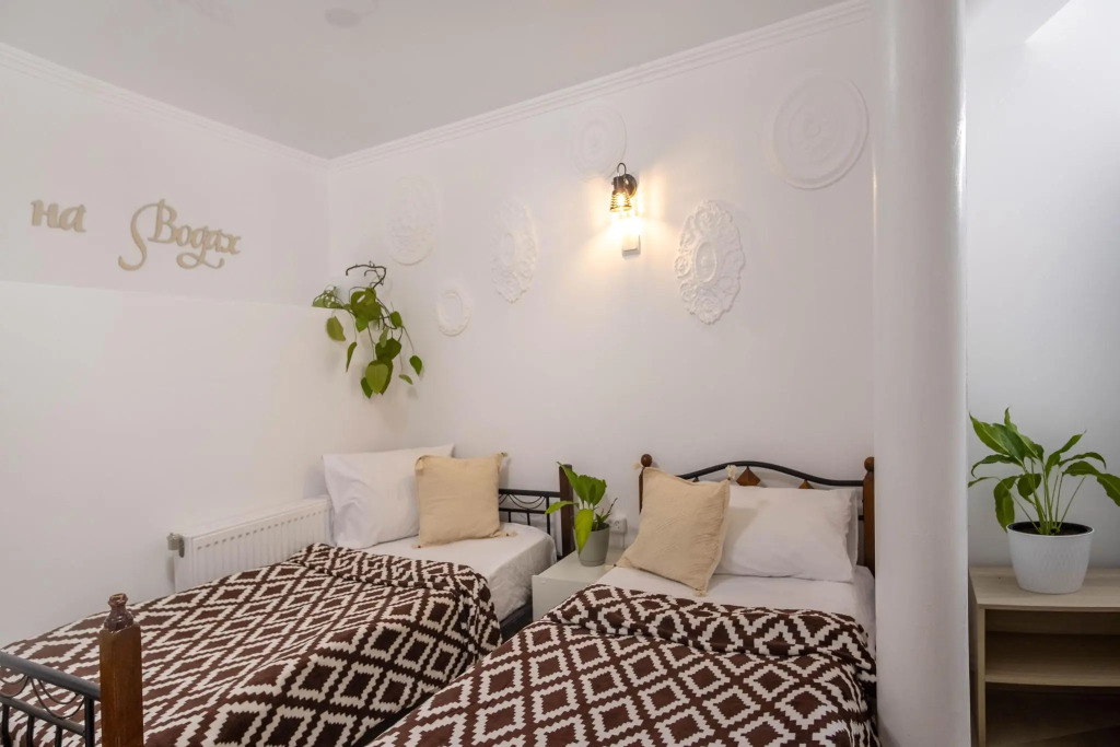 Housing On The Waters On Akademika Pavlova Street — carbon neutral stay, Pyatigorsk