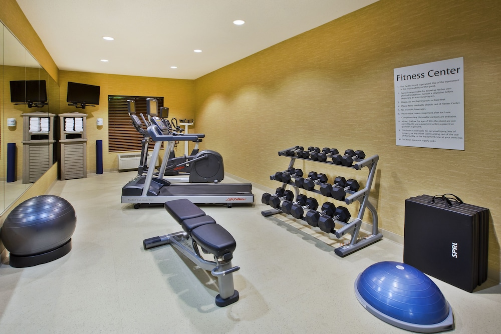 Holiday Inn Express & Suites Montpelier by IHG - photo 40