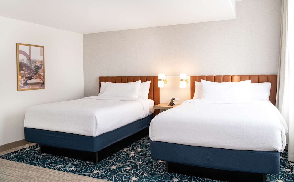 Hilton Garden Inn Flint Downtown - photo 4