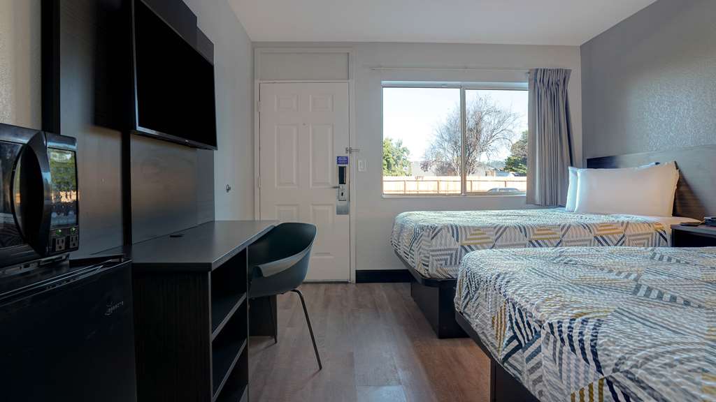 Motel 6 Arcata CA Cal Poly Humboldt - photo 16