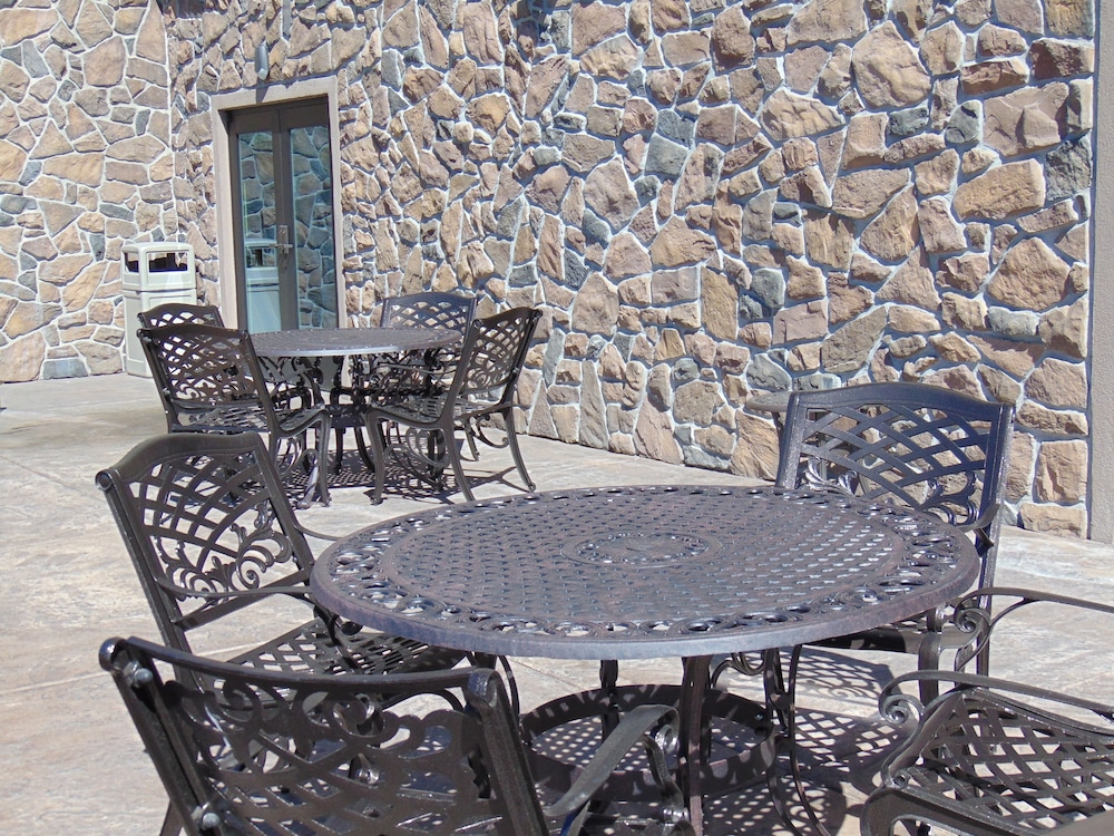 Holiday Inn Express & Suites Springville South Provo Area by IHG - photo 31