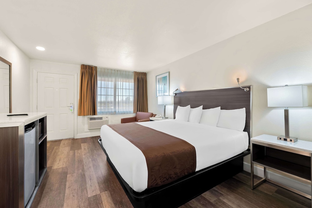 Americas Best Value Inn & Suites Flagstaff - photo 10