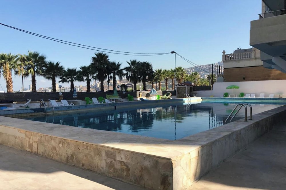 Sleeps2 Pool Generator Inc Petfriendly in Jounieh, Lebanon