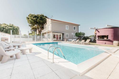 Suite 106 — 4-Star Luxury Hotel in Vasto, Italy
