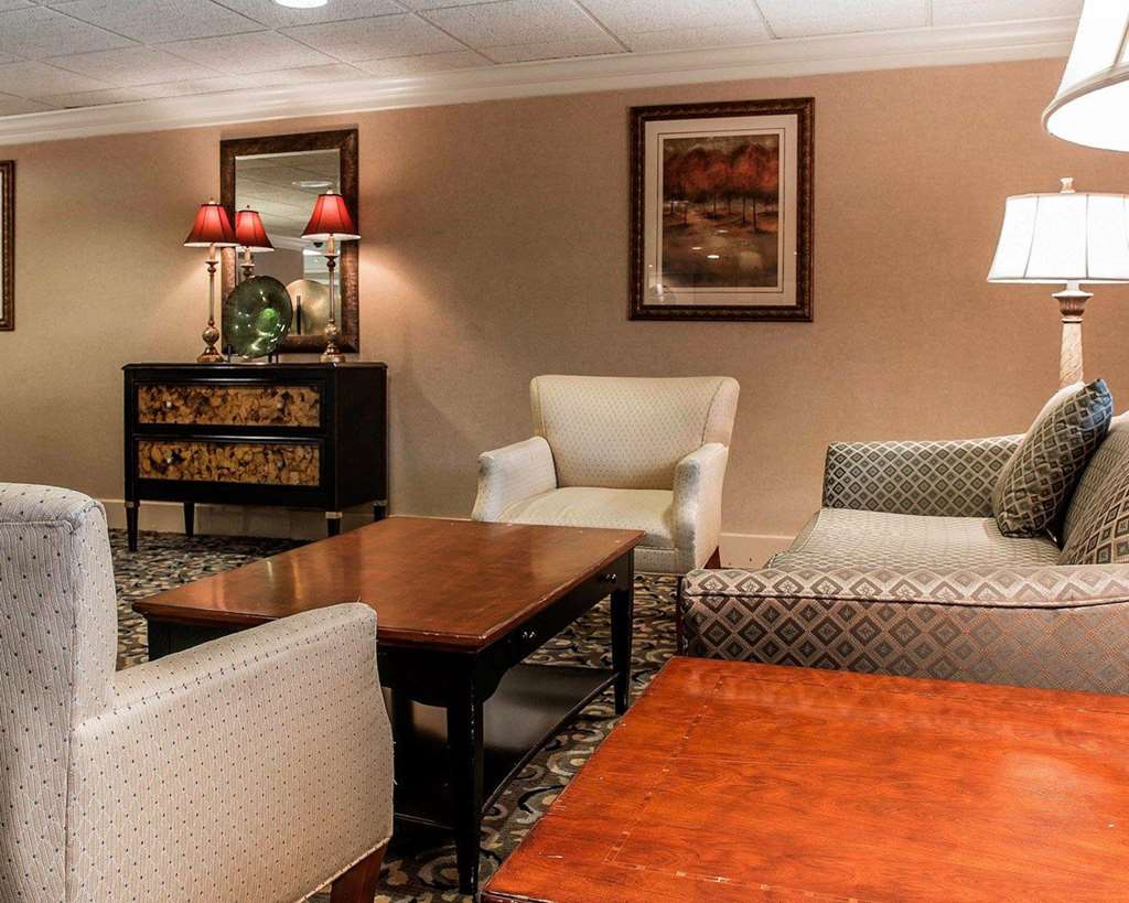 Comfort Inn Livonia - photo 3