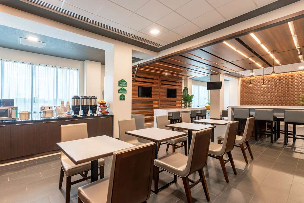 Wingate by Wyndham Angola - photo 27