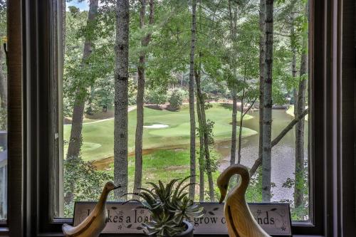 Retreat at Lake Sconti — hotel in Holcomb
