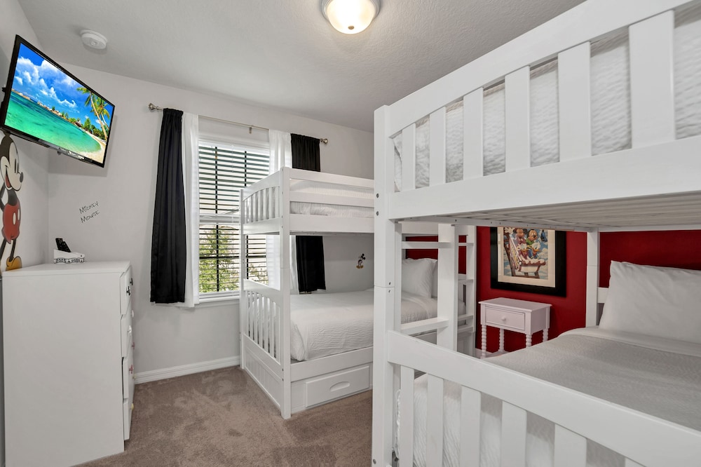 2030 Majorca Drive - photo 9