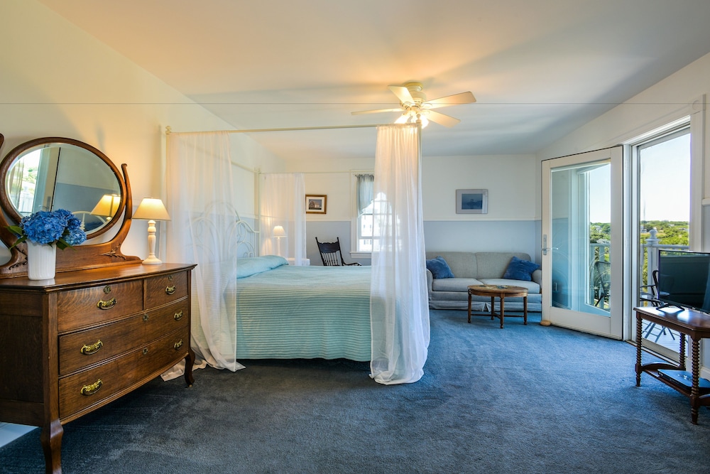 Payne's Harbor View Inn - photo 6