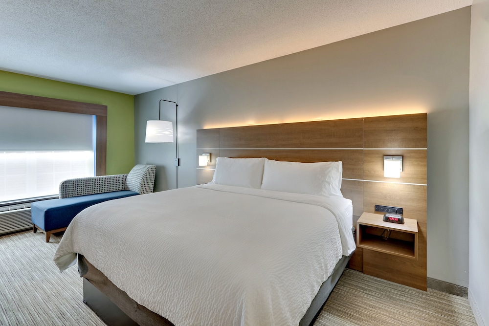 Holiday Inn Express Hotel & Suites Bad Axe by IHG - photo 10