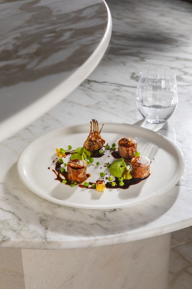 מזון ומשקאות