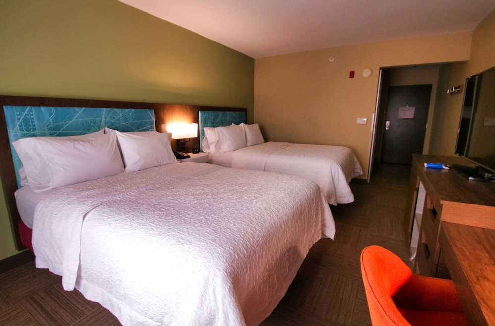 Hampton Inn & Suites Jacksonville Beach Blvd Mayo Clinic - photo 10