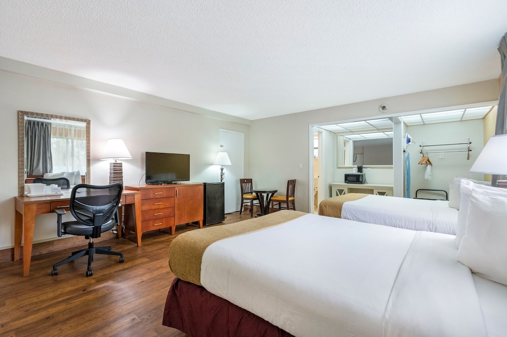 Ocean Reef Hotel - photo 12