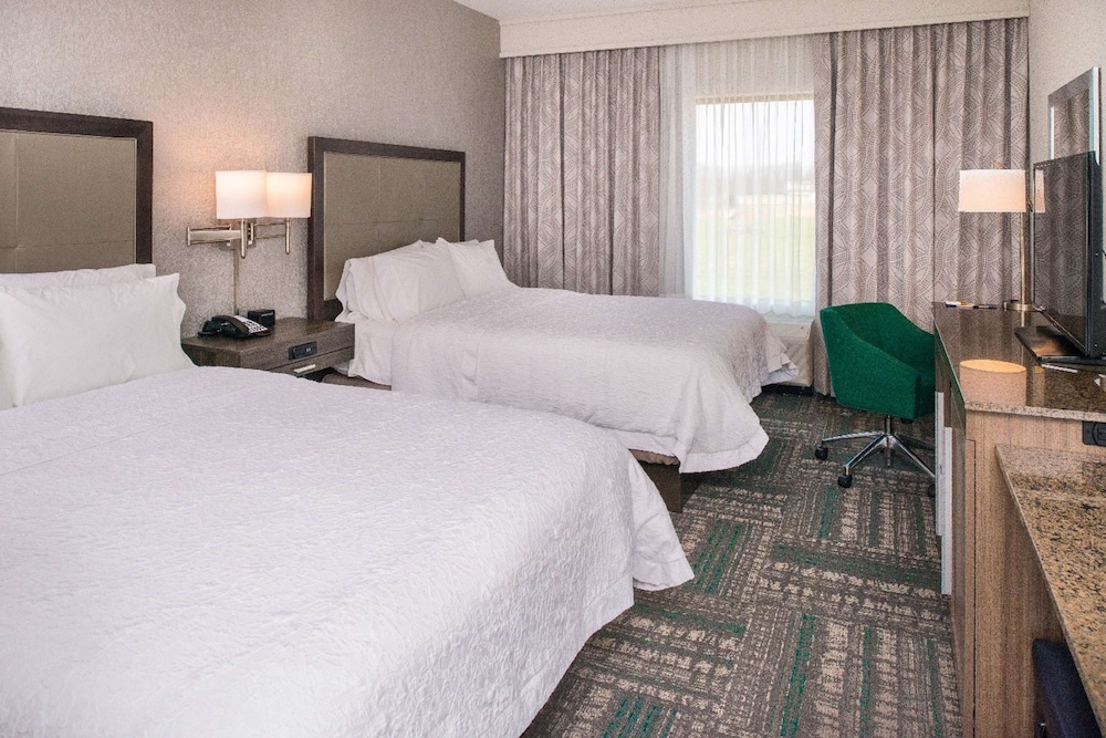 Hampton Inn Paragould - photo 8