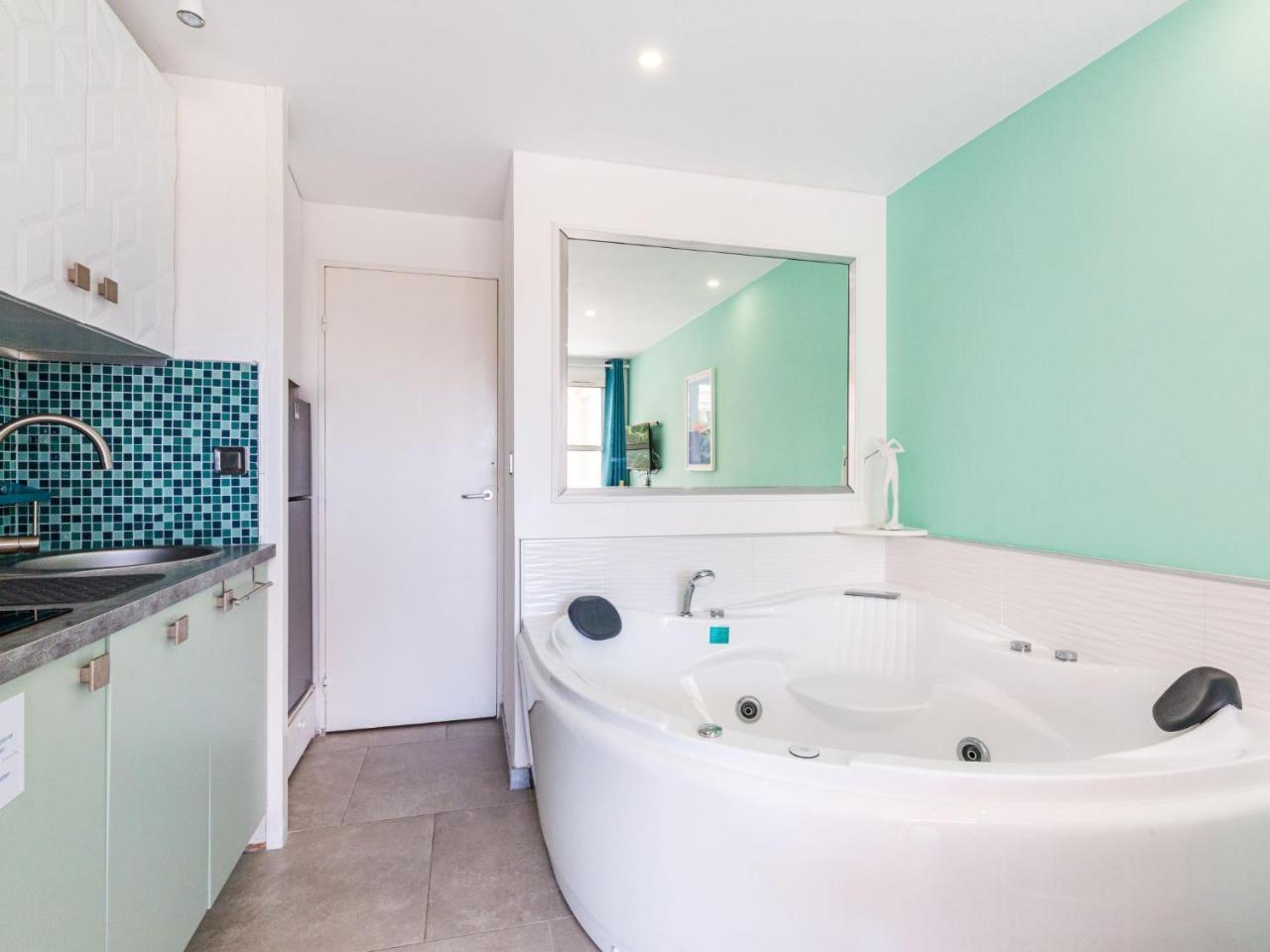 Studio L’esquinade P1 101 by Interhome