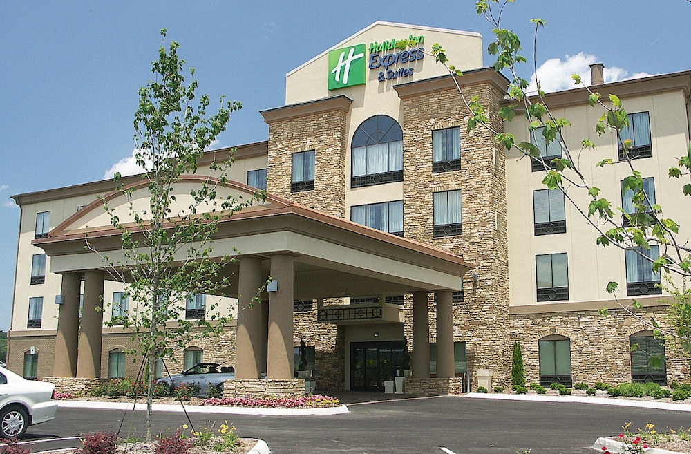 Holiday Inn Express Cleveland Northwest by IHG in Cleveland, United States