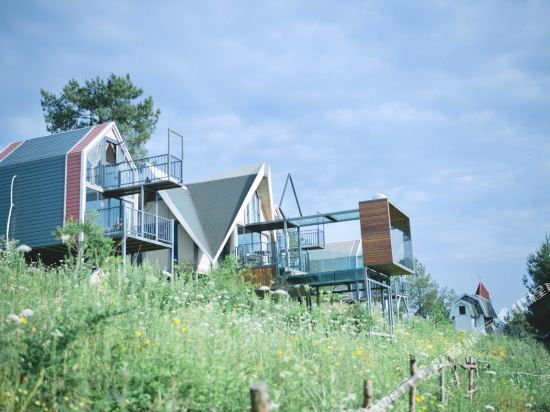 The Hero Hotel - carbon neutral hotel in Chongqing