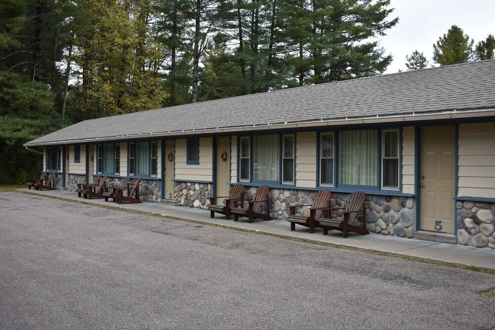 Country Club Motel - photo 18