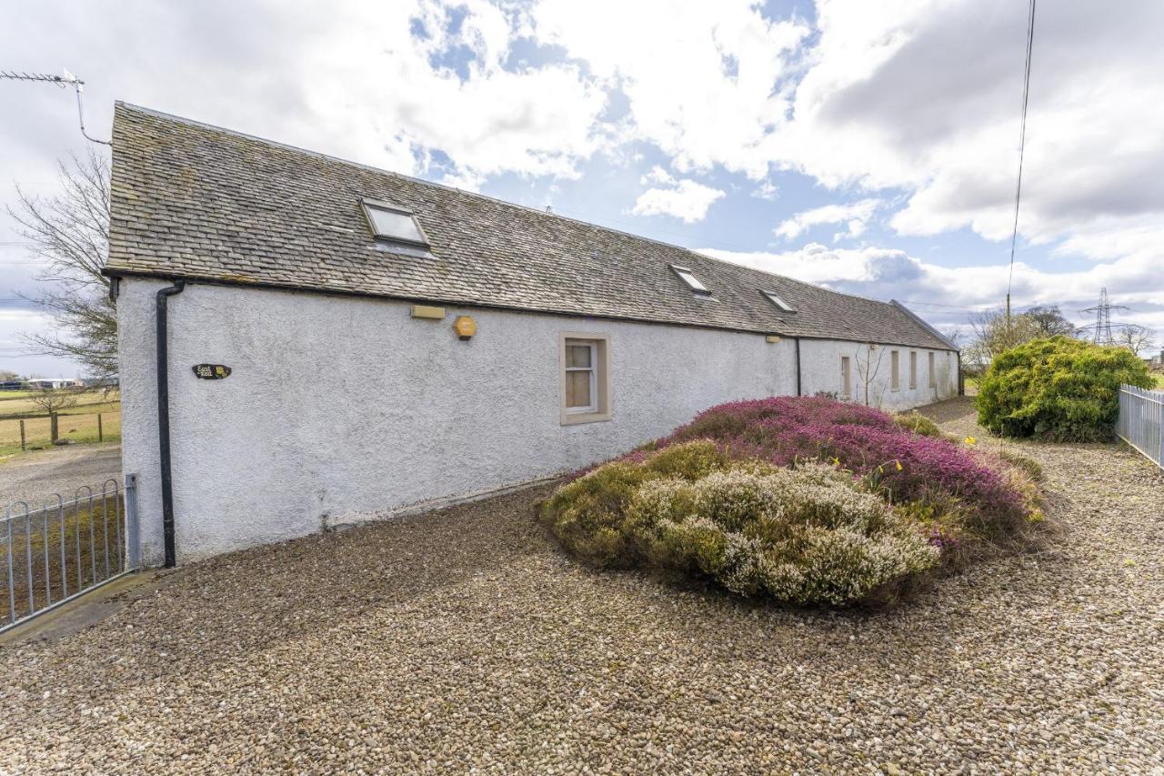 East Kelt Farm Cottage — 4-Star Luxury Hotel in Denny, United Kingdom