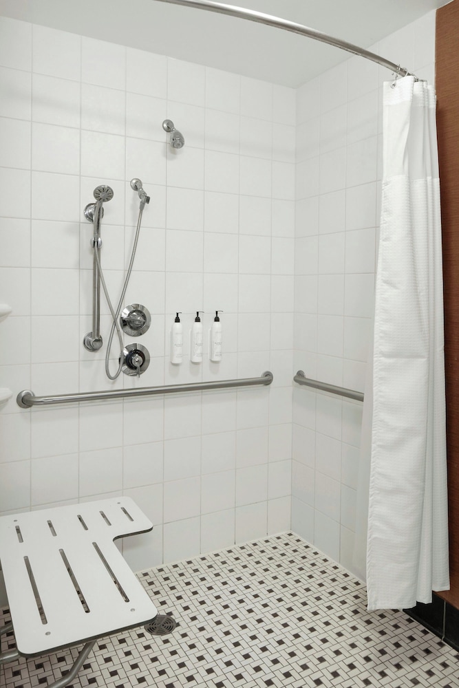 Fairfield Inn & Suites by Marriott Carlisle - photo 12