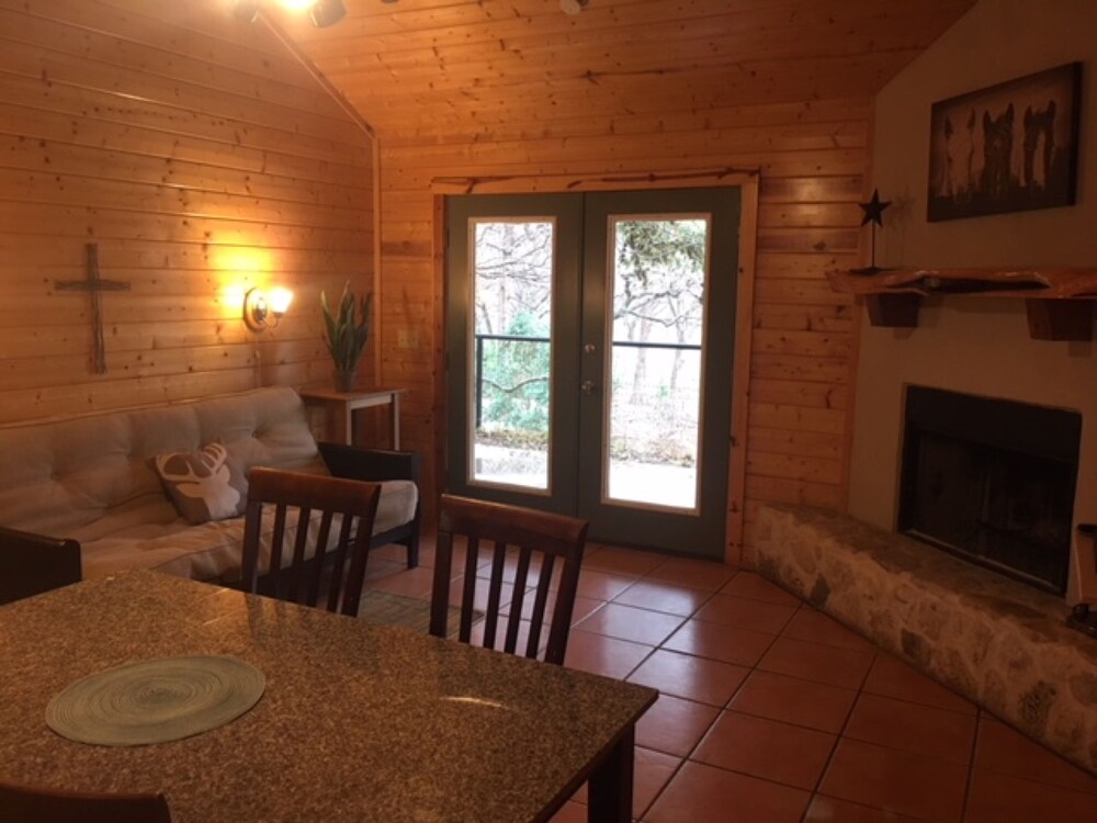 Frio Springs Lodges - photo 19