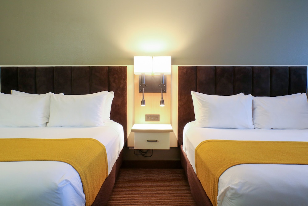 Oxford Suites Spokane Valley - photo 14