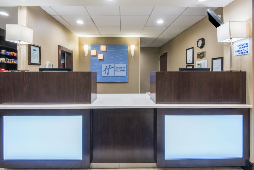 Holiday Inn Express & Suites Ashland by IHG - photo 42
