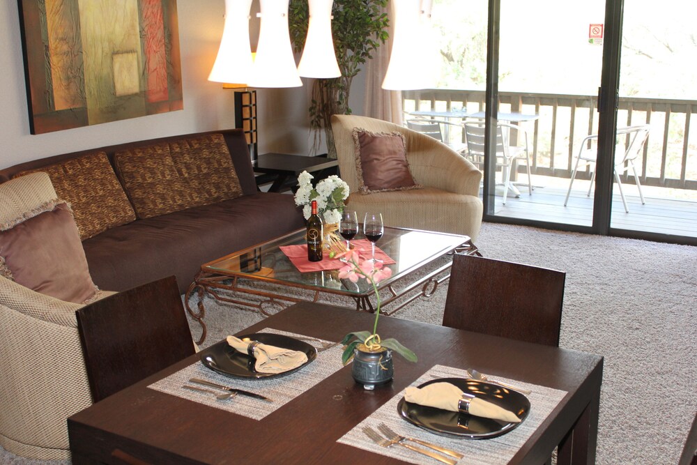 Adobe Village Inn - photo 12