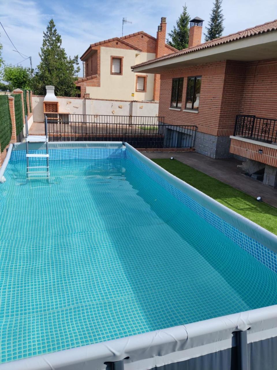 Aire De Pinares — hotel in Coca