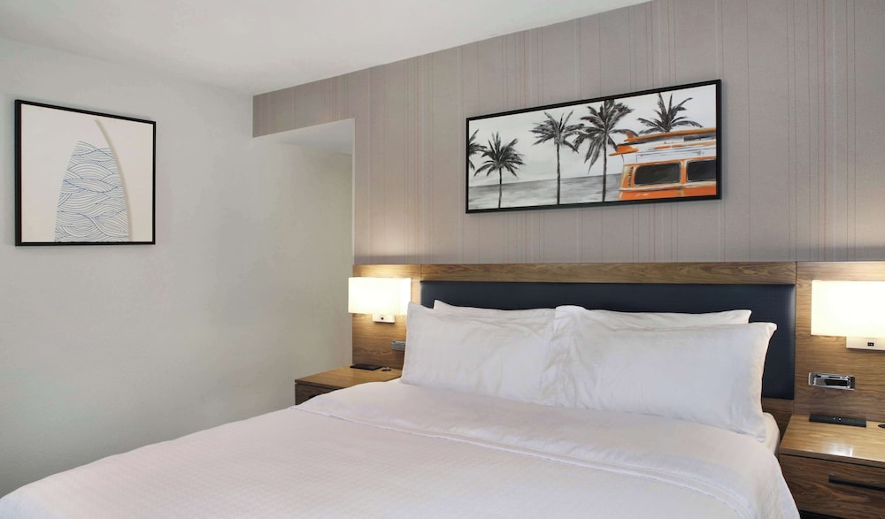 Homewood Suites by Hilton San Diego Central - photo 18