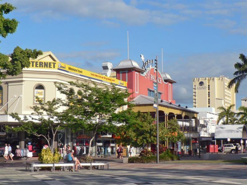 Cairns Beach Holiday Apartment — 4-Star Luxury Hotel in Yorkeys Knob, Australia