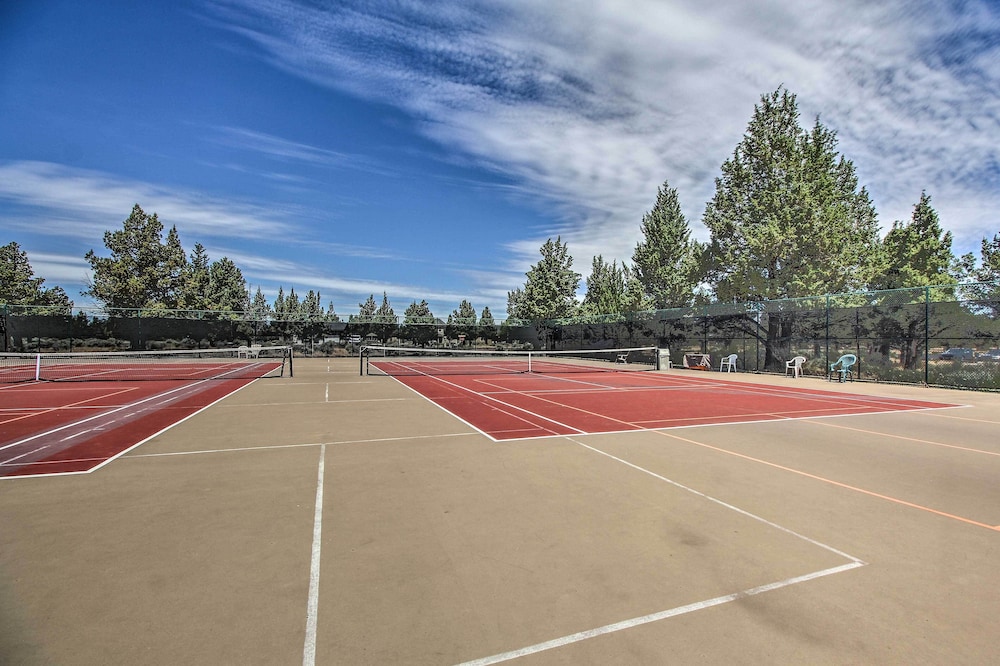 Charming Redmond Townhome w Resort Amenities - photo 12
