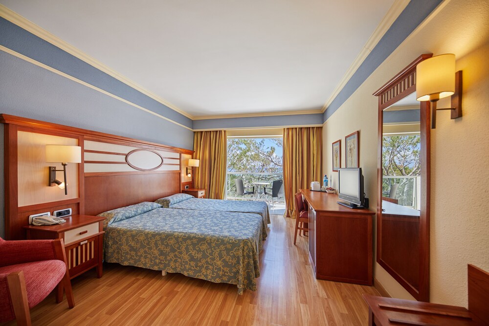 Hotel Stil Picafort Park in Can Picafort, Spain