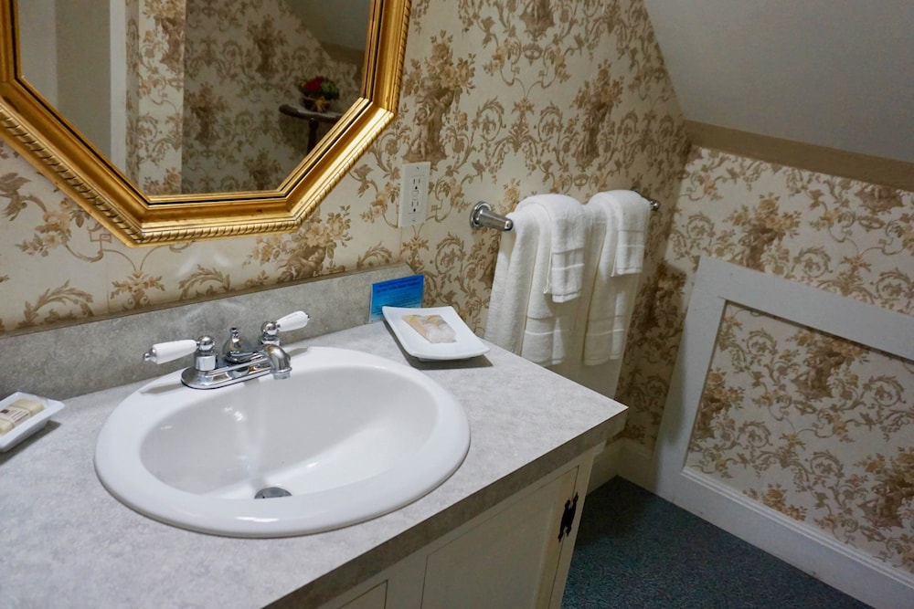 Old Orchard Beach Inn - photo 31