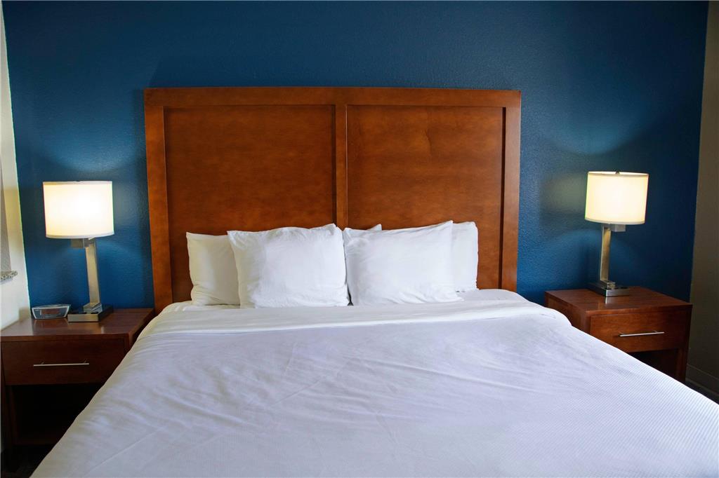 Comfort Inn & Suites Coralville Iowa City near Iowa River Landing - photo 20