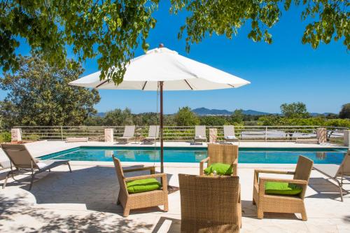 Finca Alqueria - carbon neutral hotel in Porreres