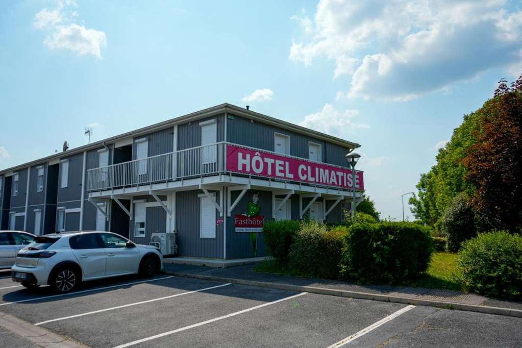 Brit Hotel Essentiel REIMS Taissy in Reims, France