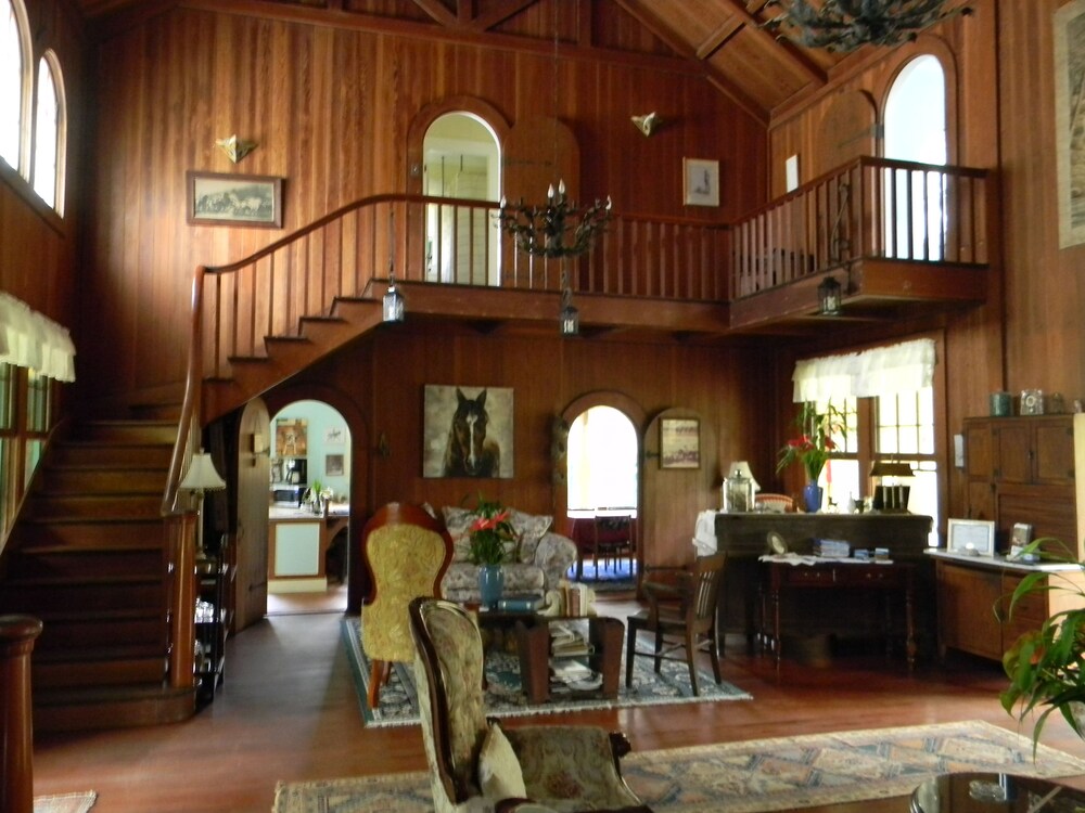 Maureen's Bed and Breakfast — 4-Star Luxury Hotel in Hilo, United States