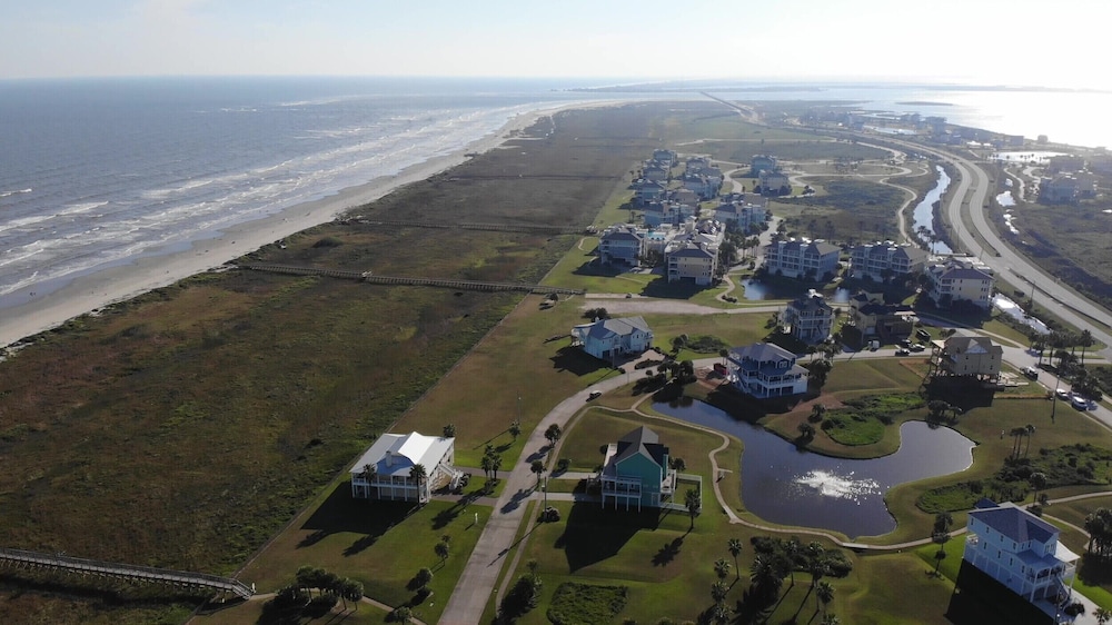4515bfflampwnh Beachfront Flamingo - photo 12